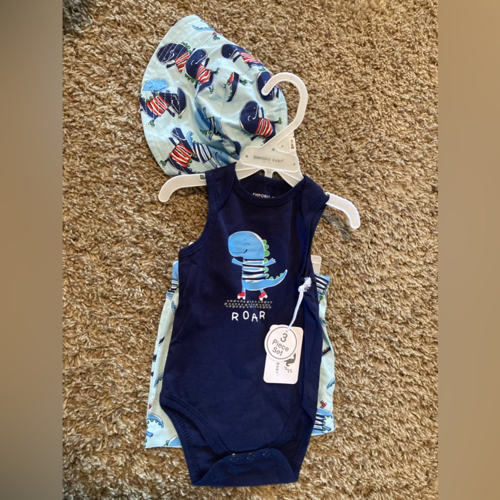 Emporio Baby 3 piece dinosaur set with hat
